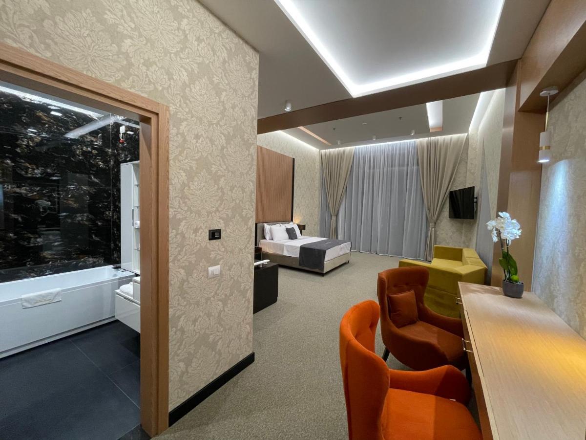 Deluxe Resort And Spa Koplik ภายนอก รูปภาพ