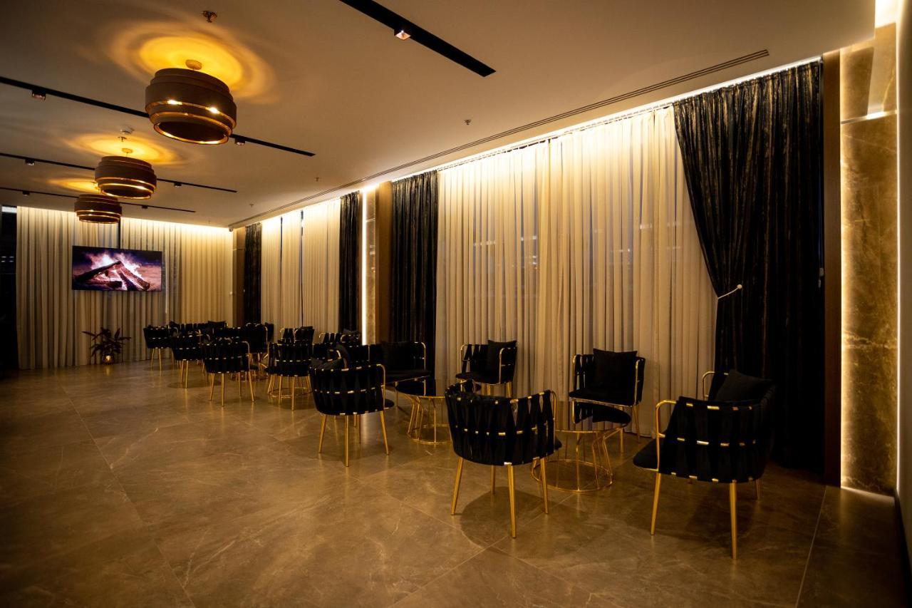 Deluxe Resort And Spa Koplik ภายนอก รูปภาพ