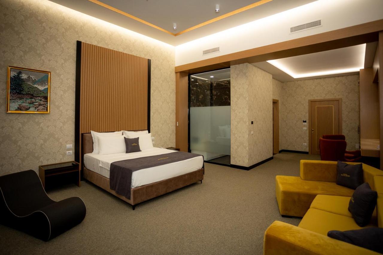 Deluxe Resort And Spa Koplik ภายนอก รูปภาพ