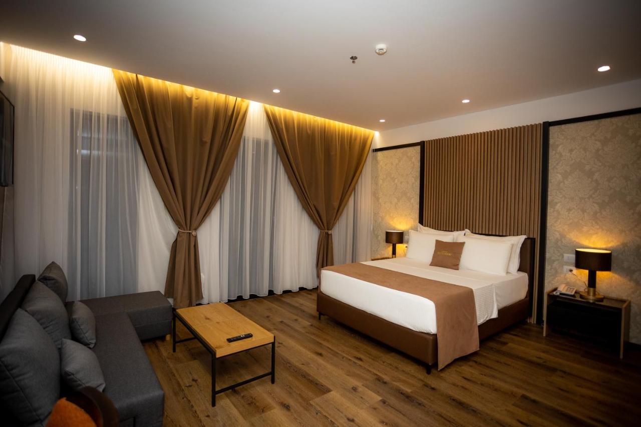 Deluxe Resort And Spa Koplik ภายนอก รูปภาพ